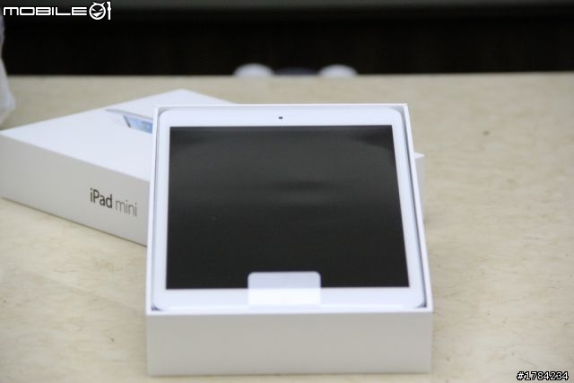 [開箱12/04更新]漂洋過海而來的"iPad Mini"32G wifi white