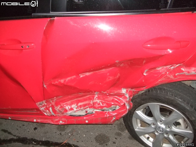 2011年4月馬自達3,5D ,車禍處理過程文件----(結案)