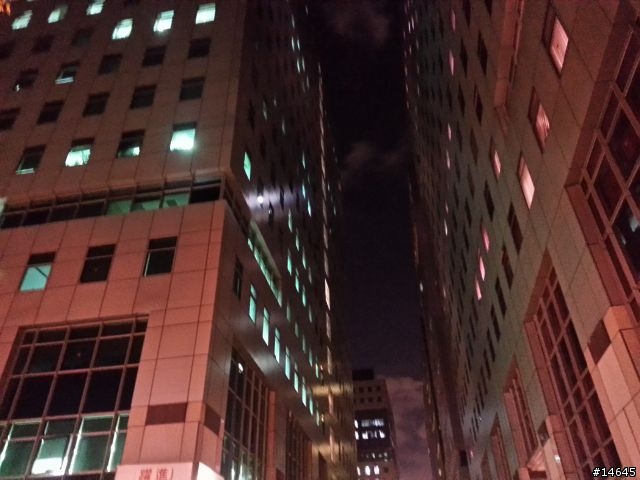 NOTE 2 的幾張夜拍（微光模式）