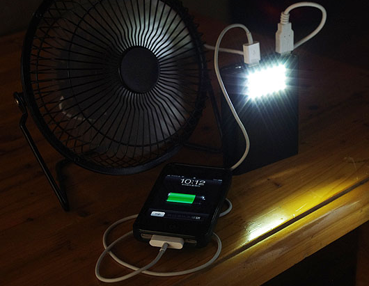 新入手的18650x4行動電源(含發光LEDx18個)