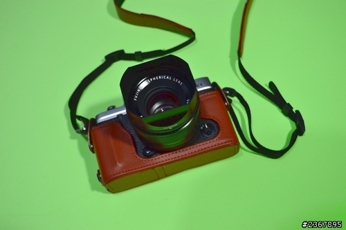 <分享> FUJIFILM X-E1 LEATHER CASE BLC-XE1