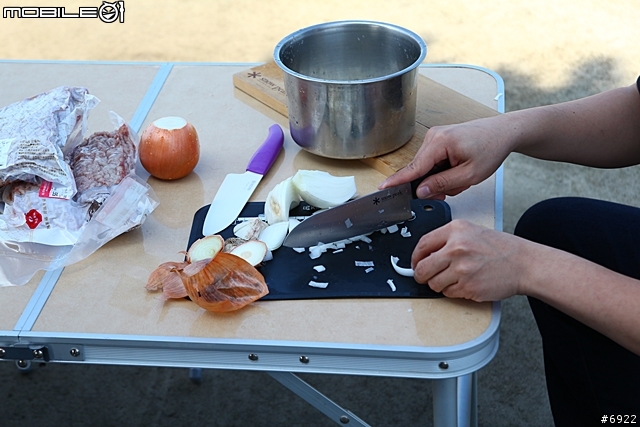 小惡魔華中河濱公園烤肉趴 海陸大餐好過癮