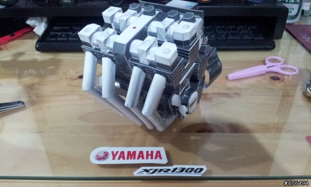 [紙模型製作] YAMAHA XJR1300重機模型製作~