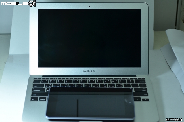 Mac Book Air 專屬外衣-EVOUNI 信封式護套 不撞衫