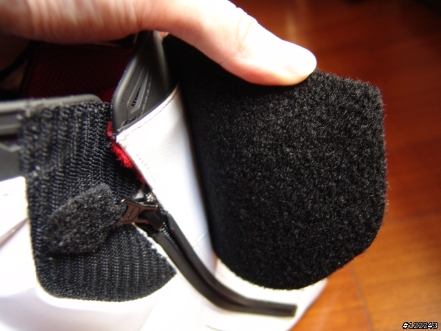 Dainese+AGV+Xlite+Gaerne 人身部品開箱(圖多字少)