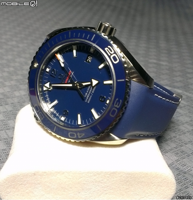 無緣的007and 開箱OMEGA 46mm 5級鈦
