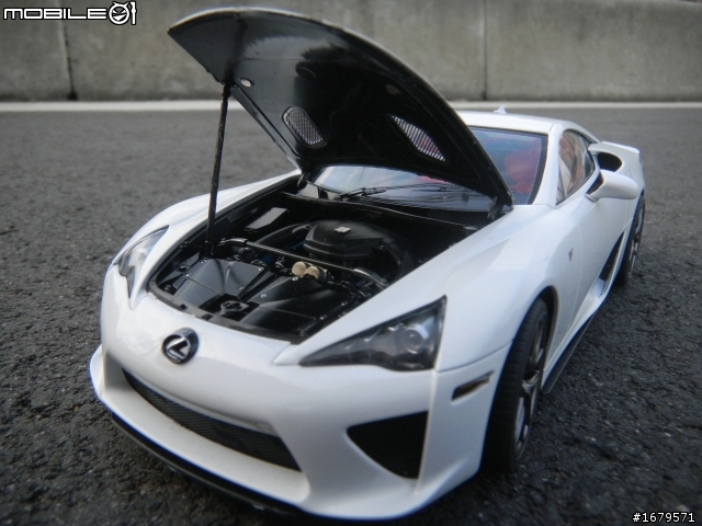 (圖多慎入)雙神會戰外拍  LFA vs GTR R35  第五篇   完
