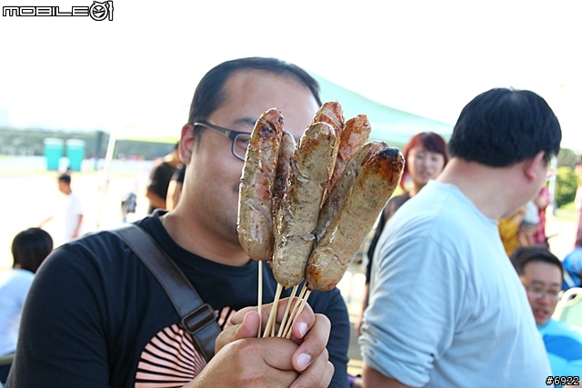 小惡魔華中河濱公園烤肉趴 海陸大餐好過癮