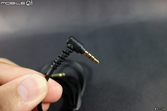 「HD高解析驅動單元」Sony MDR-1R 耳罩式耳機
