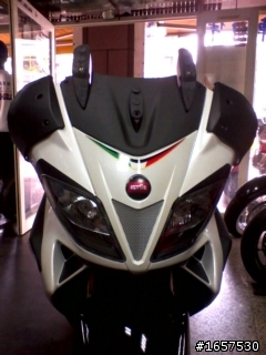 aprilia SR Max 300 我終於等到你囉！！！