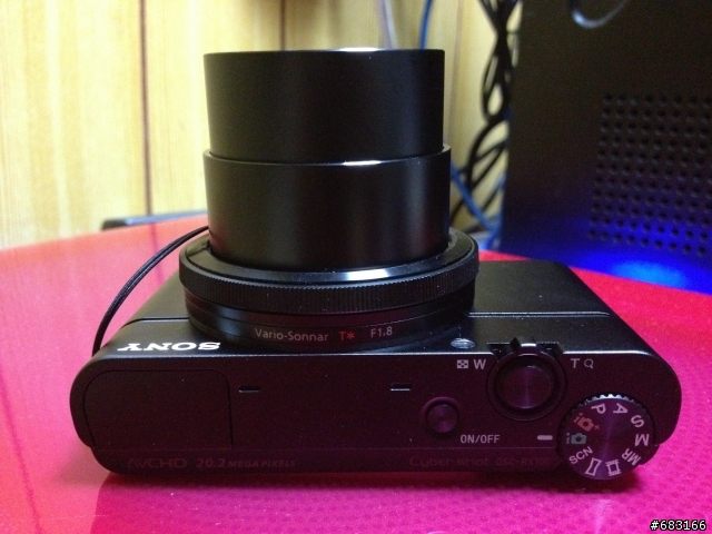 (((●●開箱文)))  中壢NOVA新購入的SONY DSC-RX100相機 跟 我另外添購的相關配件
