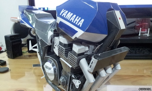 [紙模型製作] YAMAHA XJR1300重機模型製作~