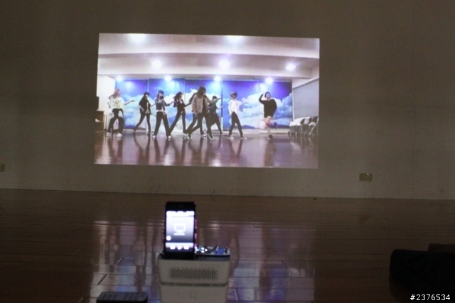 BENQ GP2迷你投影機-學生的好幫手