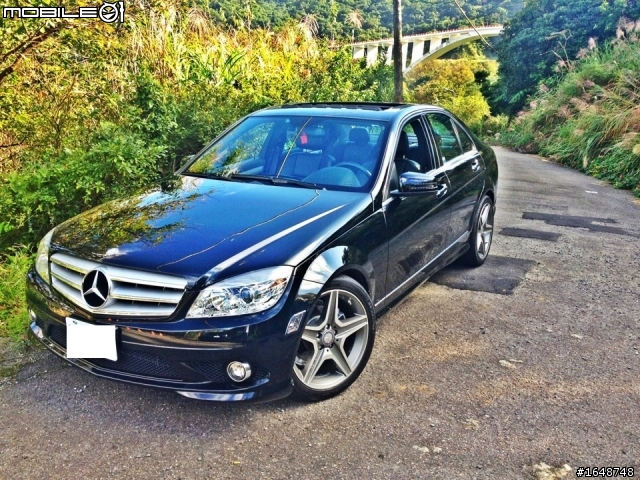 買了一陣子才開箱 Benz C300