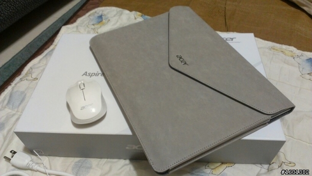 【 開箱 】人生第一台 ultrabook - Acer Aspire S7 頂級款