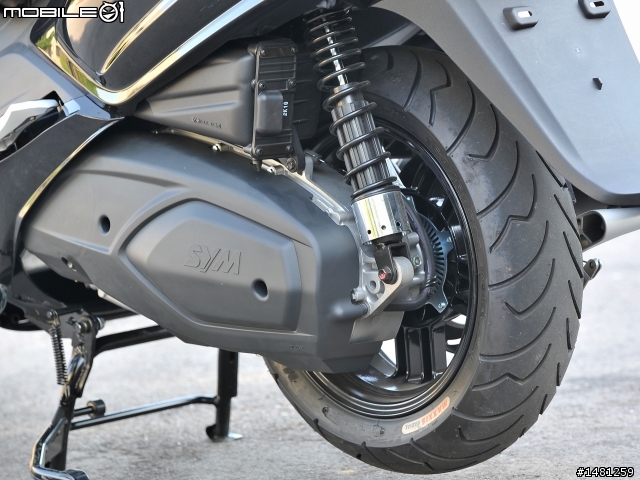 SYM MAXSYM400i 台灣內銷版 車輛規格分享