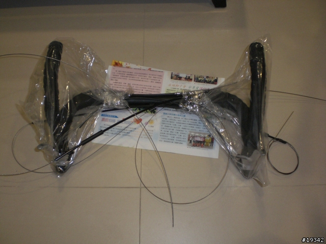 終於牽了自己第一輛公路車