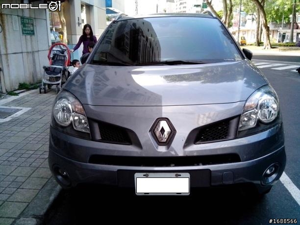 台北街頭驚見 Renault Koleos