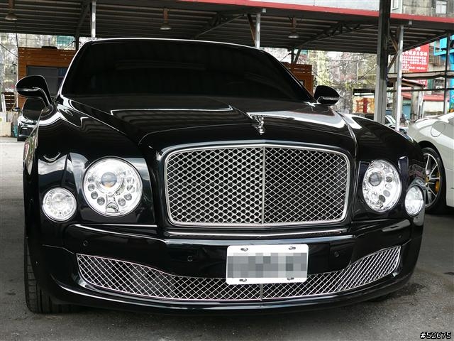 今天獵到的Bentley 和 Ferrari 458