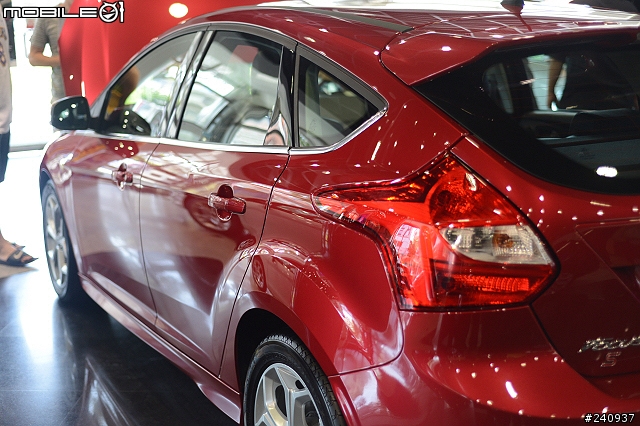Focus MK3 賞車照片分享（11/4新增紅色五門）圖多！