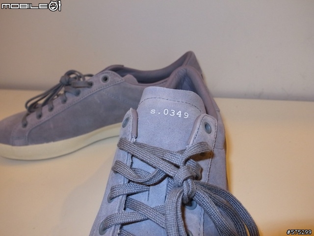 超低調Adidas 球鞋