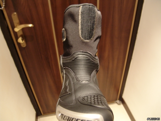 Dainese+AGV+Xlite+Gaerne 人身部品開箱(圖多字少)