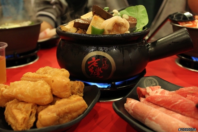 [食記] 嘉義東區 老先覺麻辣窯燒鍋 超值平價小火鍋