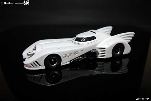 白色惡魔 蝙蝠車 珍珠白版本 (製作過程.完成圖片分享)