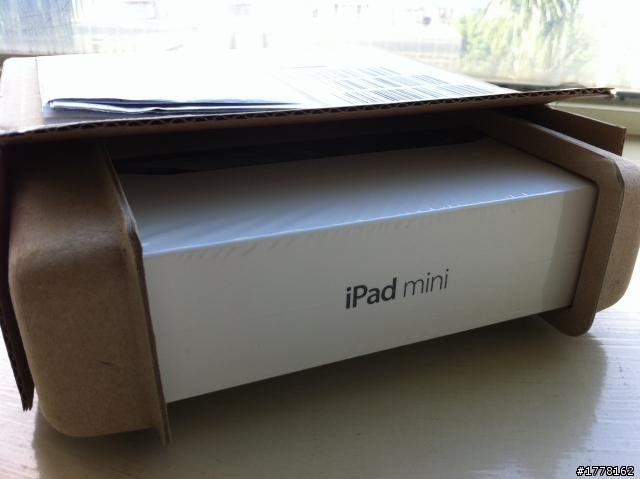 [簡單分享]iPad mini用DHL從香港寄台灣及超簡單開箱