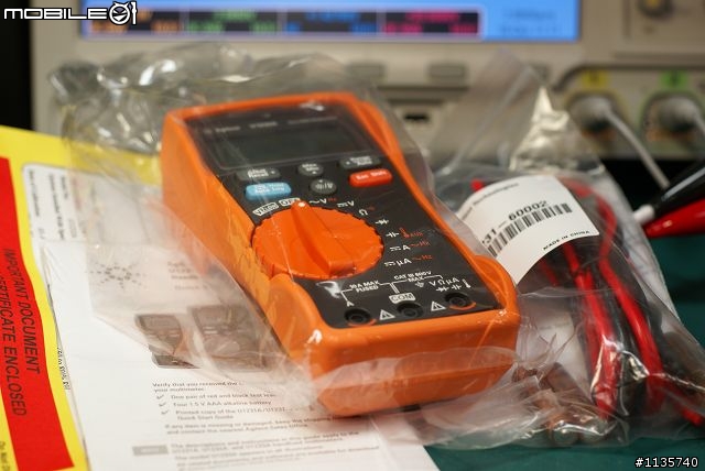 [開箱] Agilent安捷倫 E3633A 200W 電源供應器