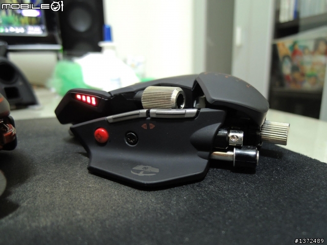 MAD CATZ CYBORG_R.A.T.9/M.M.O.7 一次兩隻一起來