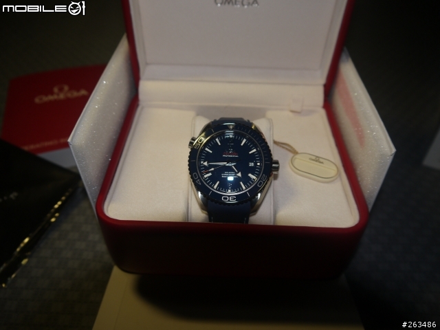 無緣的007and 開箱OMEGA 46mm 5級鈦