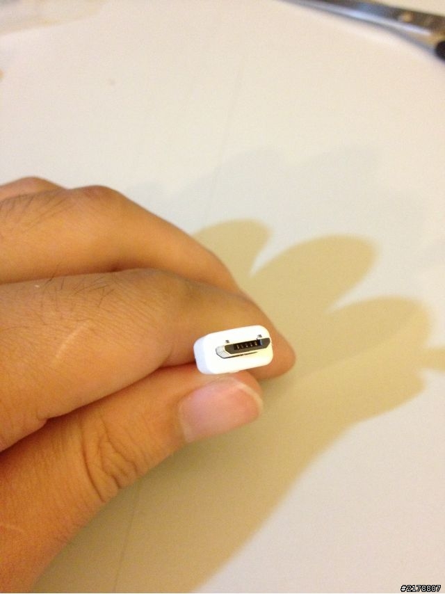 [開箱]行動電源Sanyo MB-L2DH不專業的第一次開箱文