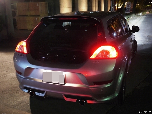 [寶貝車開箱](圖多)人生中第一台進口車 volvo c30 D4 r-design 東奔西跑趴趴走