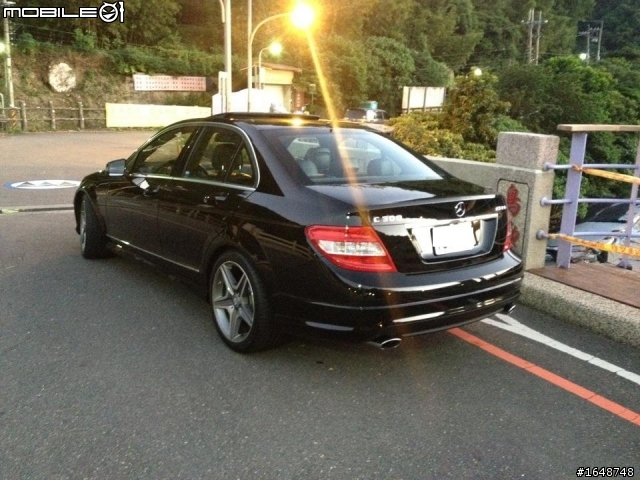 買了一陣子才開箱 Benz C300