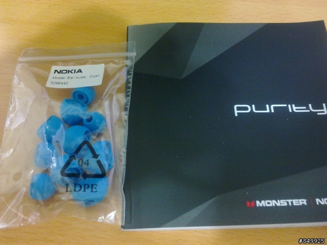 今天買了Monster WH-920~