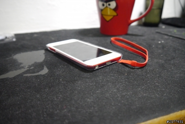 [分享] TUNEWEAR eggshell I pod touch 5 保護殼開箱