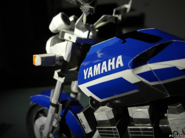 [紙模型製作] YAMAHA XJR1300重機模型製作~