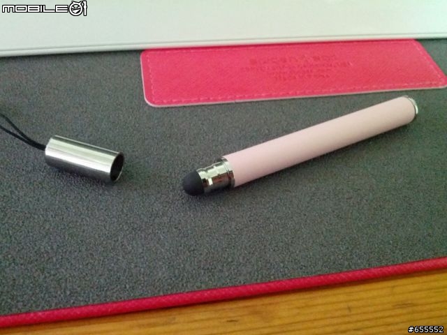 [分享]New Ipad  SGP Hard Book(筆記本式皮套) and SGP Stylus KUEL 10(觸控筆)