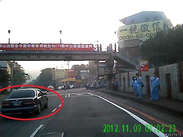 騎白牌遇到沒水準的汽車駕駛