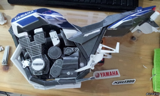[紙模型製作] YAMAHA XJR1300重機模型製作~
