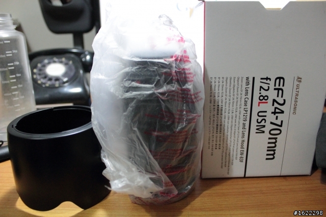 路過回收場撿到Canon EF 24-70L  開箱！