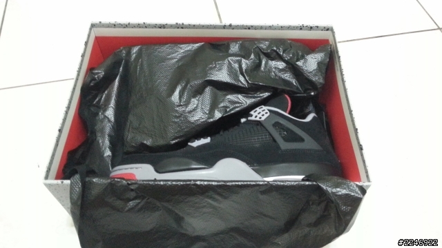 開箱~ air jordan 4 retro BRED 黑紅 小時候夢想 part II