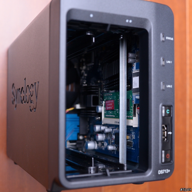 [開箱] Synology DS713+ NAS 擴充 4GB RAM 實錄