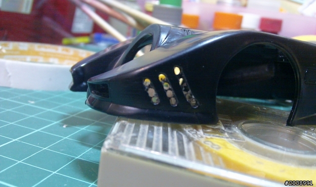 白色惡魔 蝙蝠車 珍珠白版本 (製作過程.完成圖片分享)