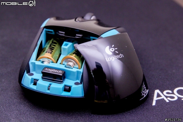 開箱] 羅技Logitech M525 無線雷射滑鼠  (圖多)