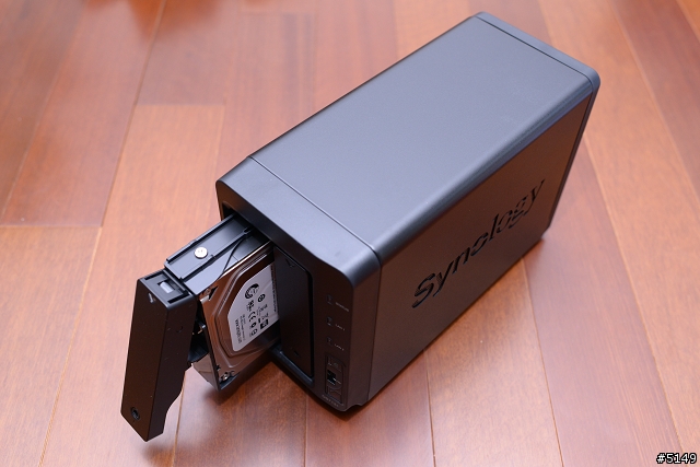 [開箱] Synology DS713+ NAS 擴充 4GB RAM 實錄