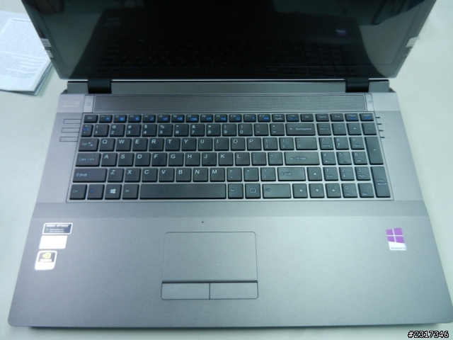 物超所值的CJSCOPE JX-173CR Gaming NB 開箱分享