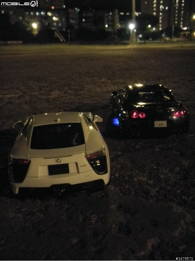 (圖多慎入)雙神會戰外拍  LFA vs GTR R35  第五篇   完