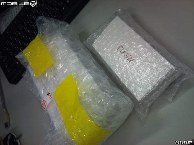 佳域G3 簡單開箱 + 心得  通話時 對方一直說我的聲音很小聲～ 囧